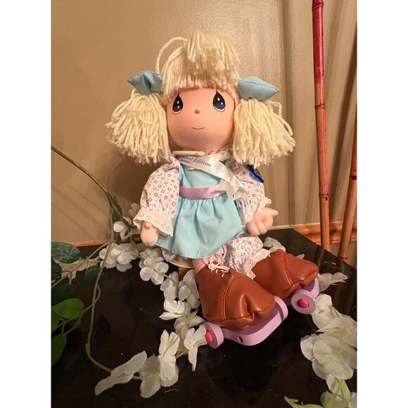 Vintage Precious Moments 1993 Limited Edition Roller Skating Doll By Applause - Picture 4 of 13